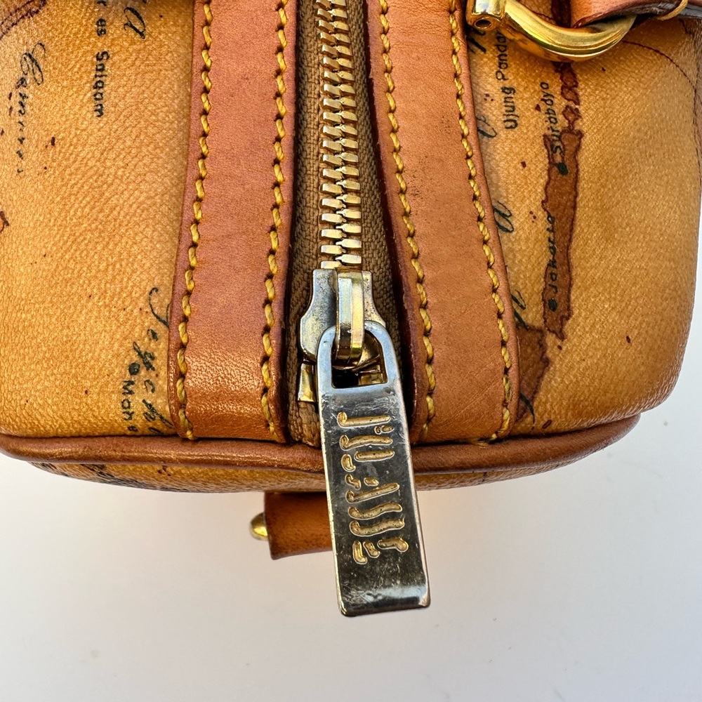 Alviero Martini Vintage Boston Bag - Picture 8 of 15